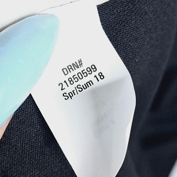 Eddie Bauer Black Knot Front Sleeveless Dress Small Julia Outdoor Golf Travel - Picture 7 of 8